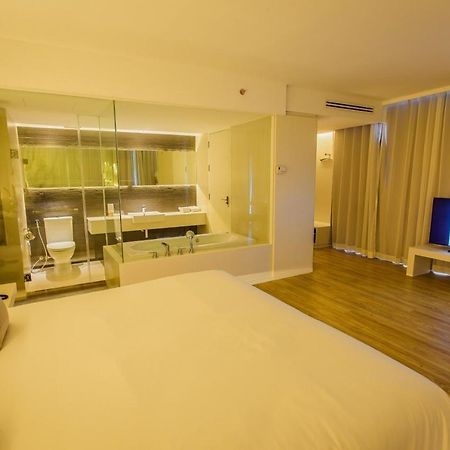 Crystal Hotel Hat Yai Pokoj fotografie