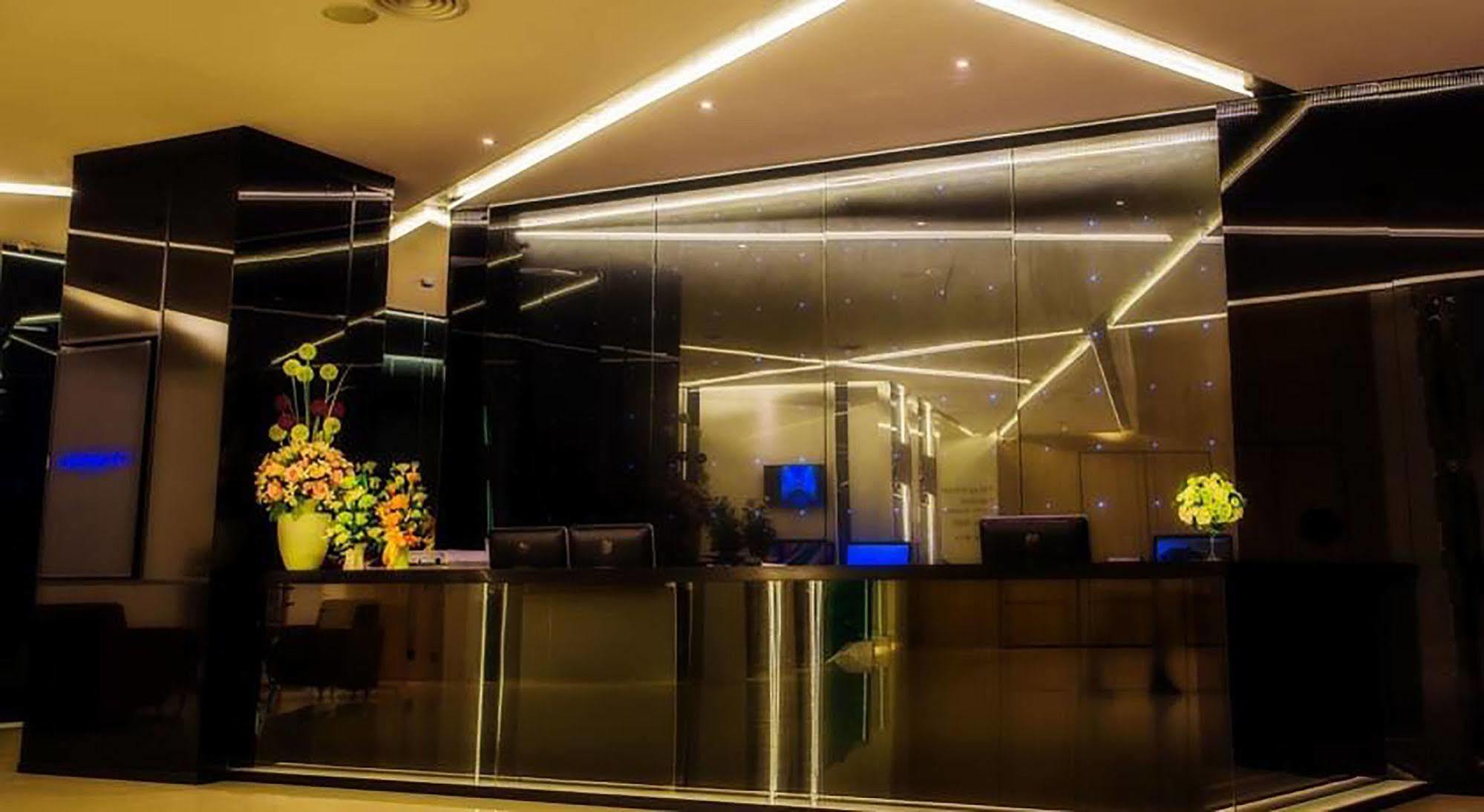 Crystal Hotel Hat Yai Exteriér fotografie